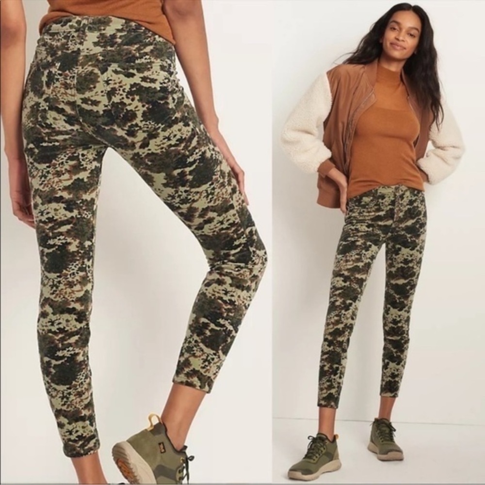 Anthropologie Pilcro High Rise Button Fly Corduroy Skinny Pants in Green